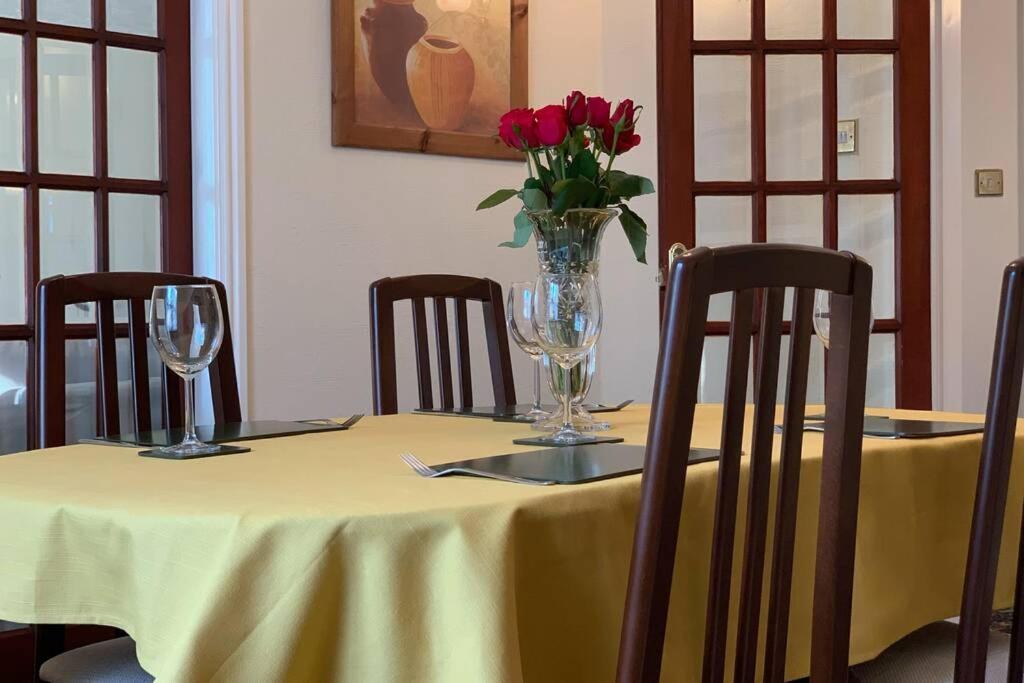 A Charming, Spacious 2 Bedroom Apartment In Lytham リザム・セント・アンズ エクステリア 写真